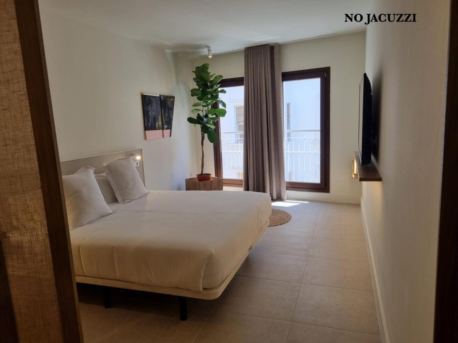 Reina Victoria Velazquez Apartment - Alicante, Alicante
